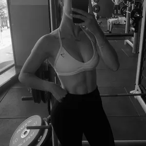 Anais Castro Pros