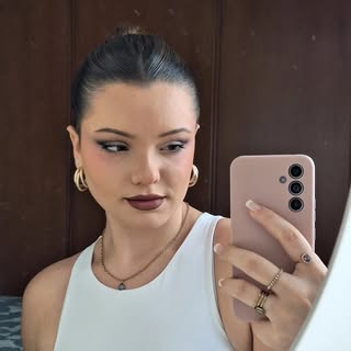 Trizia V.