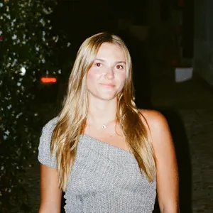 Sofia E.