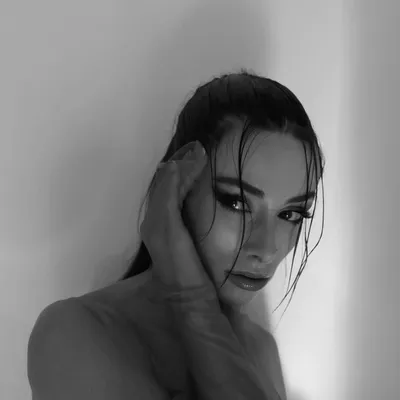 Lara B.