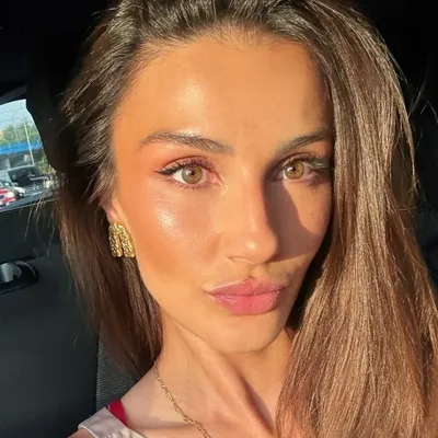 @adrianapozueco