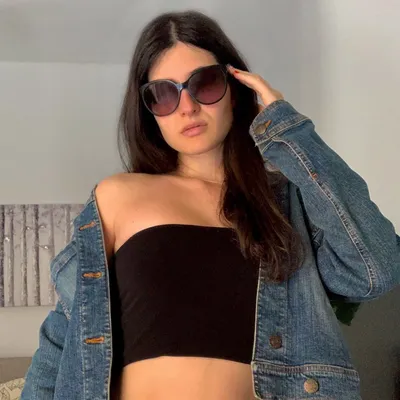 Julia R.