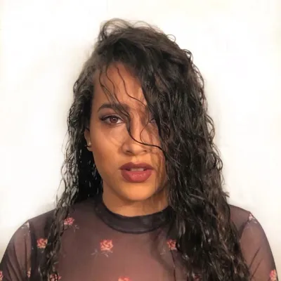 Julia Solano Debora