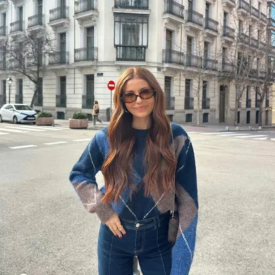 Carla R.