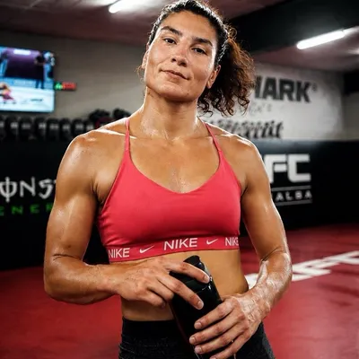 Sara C.