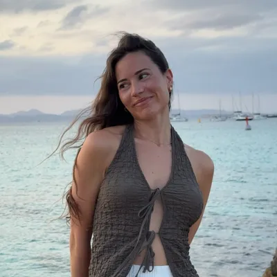 Cristina B.