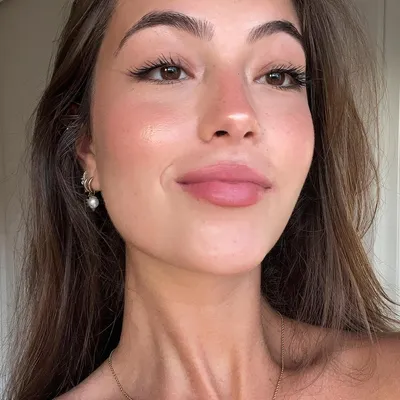 Ana G.