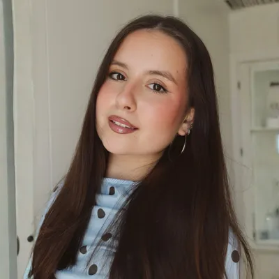 Marcela F.