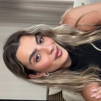 Julia Santos Vargas