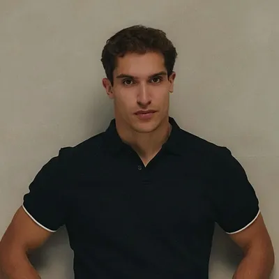 Raúl N.