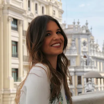 María Manzano