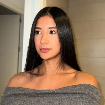 Maria Paula C.