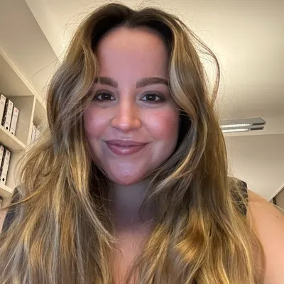 Lola Gutierrez - Rave Serrano