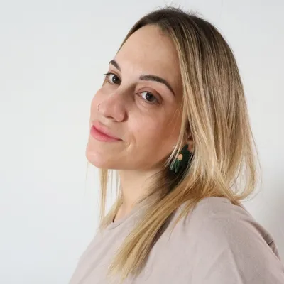 paula O.