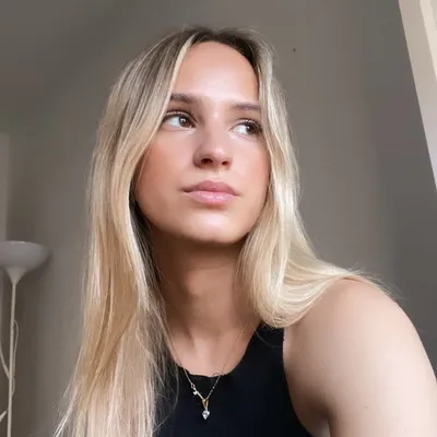 Julia G.