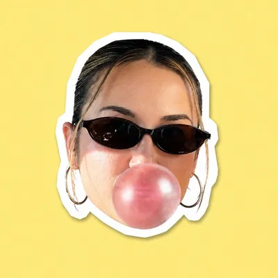 nuria L.