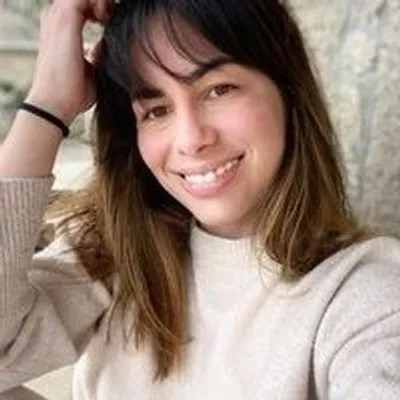 Mariela L.
