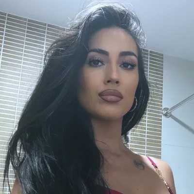 Miriam R.