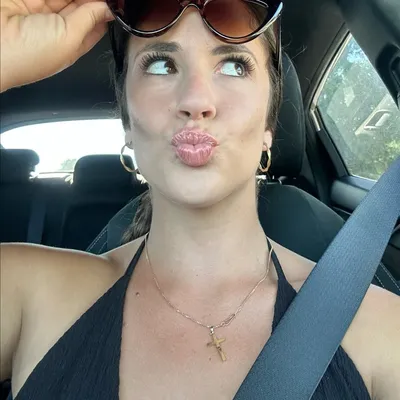 Claudia D.