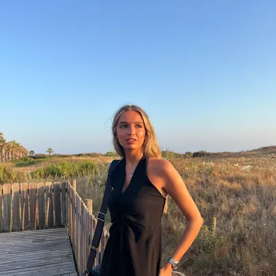 alejandra gabella albea