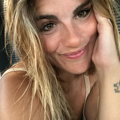 ana E.