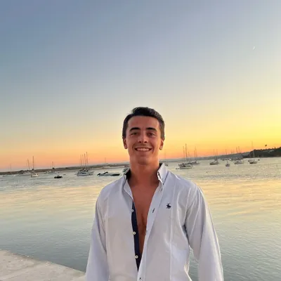 Iñigo C.