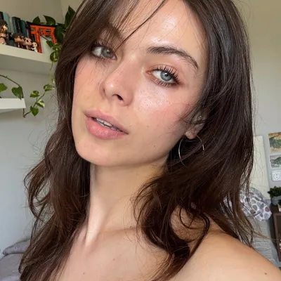 Laura B.