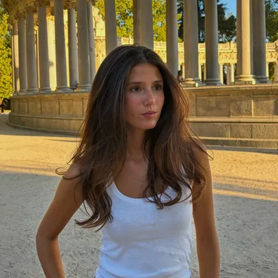 Claudia L.