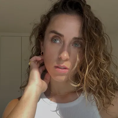 Silvia D.