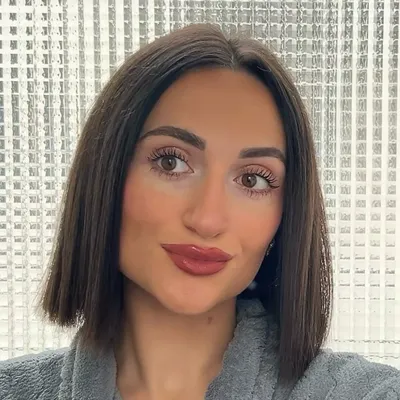 laura D.
