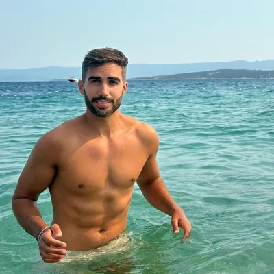 Javi C.