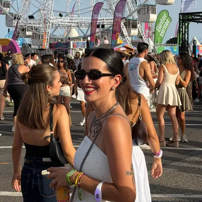 María G.