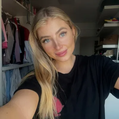 Ana Eva Cobos