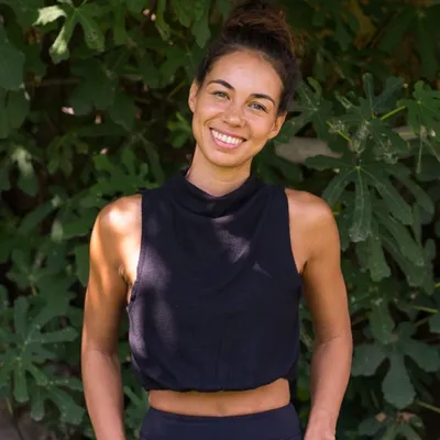 CAROLINA L.