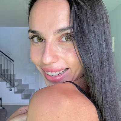 Sara R.