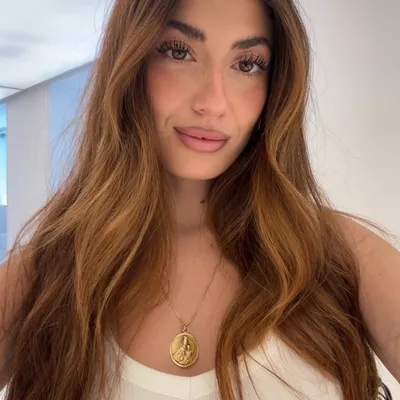 Elisa G.