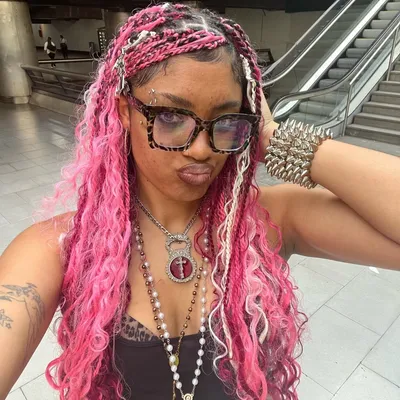 CLEO H.