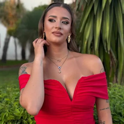 Laura C.