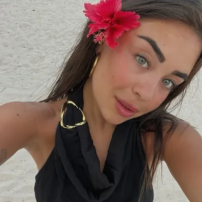 Lia H.