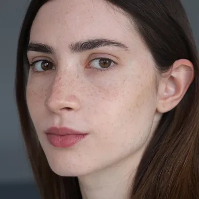 Anna Zafra Flores