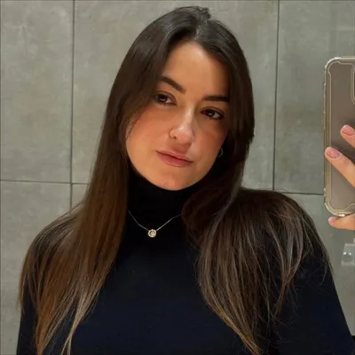 Laura C.