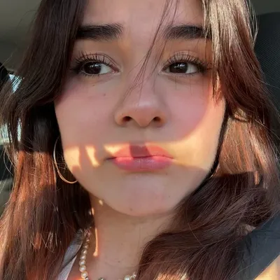 Isabella Q.