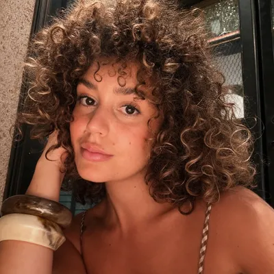 Ángela H.