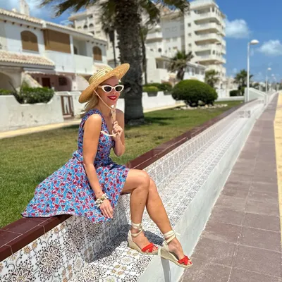 MARIA DEL MAR L.