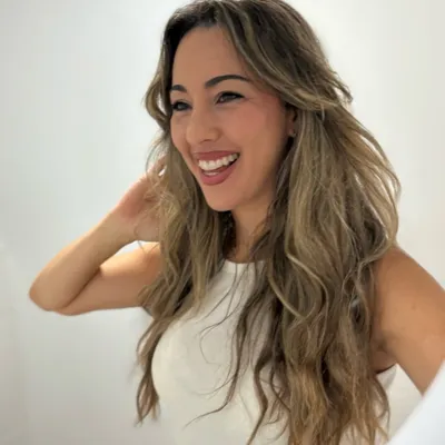 Thania Arouni