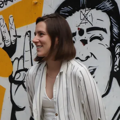 laura R.