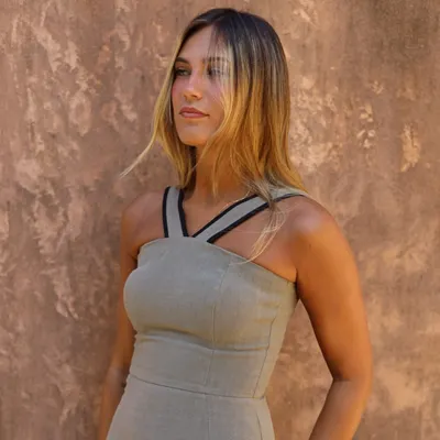 Elena R.