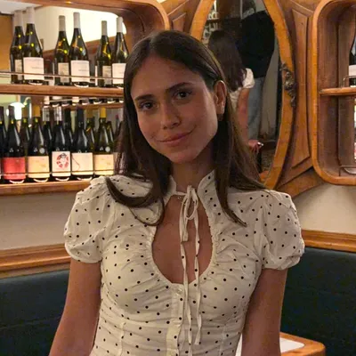 Bruna D.