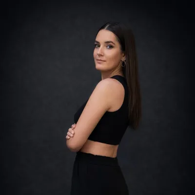 Raquel E.