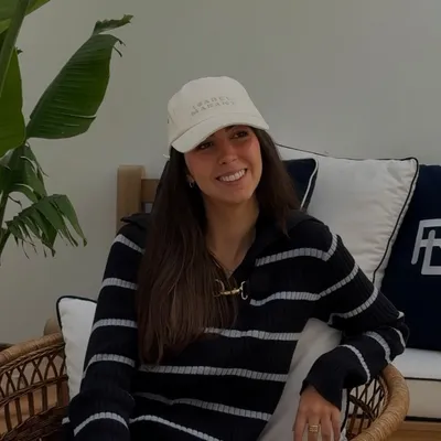 María A.
